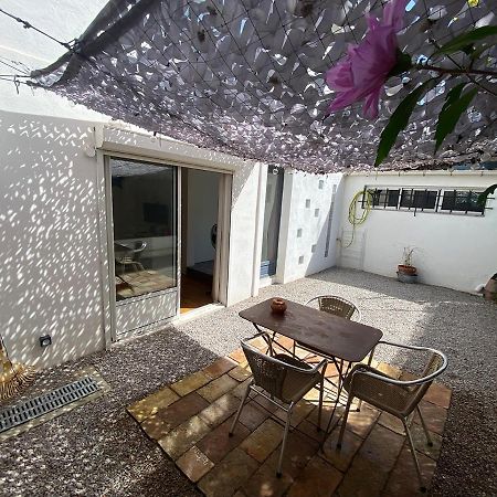 Grand Studio De 38M2 Et Cour Independante De 25M2 Dont Wifi Et Netflix Apartment Montpellier Bagian luar foto